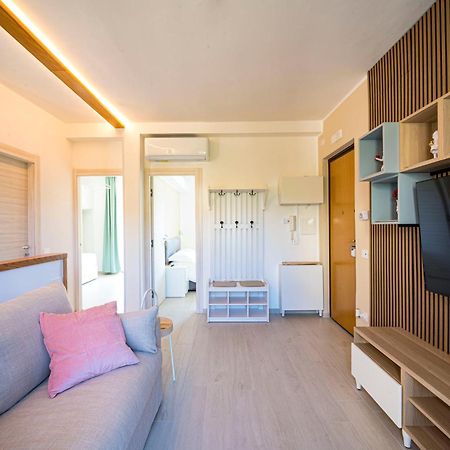 Ritz Salerno Apartment ภายนอก รูปภาพ