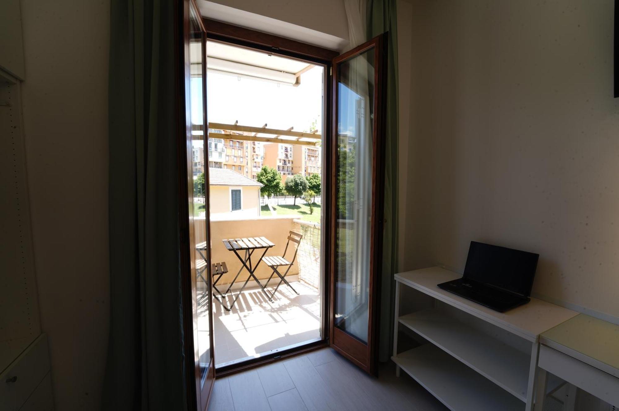Ritz Salerno Apartment ภายนอก รูปภาพ