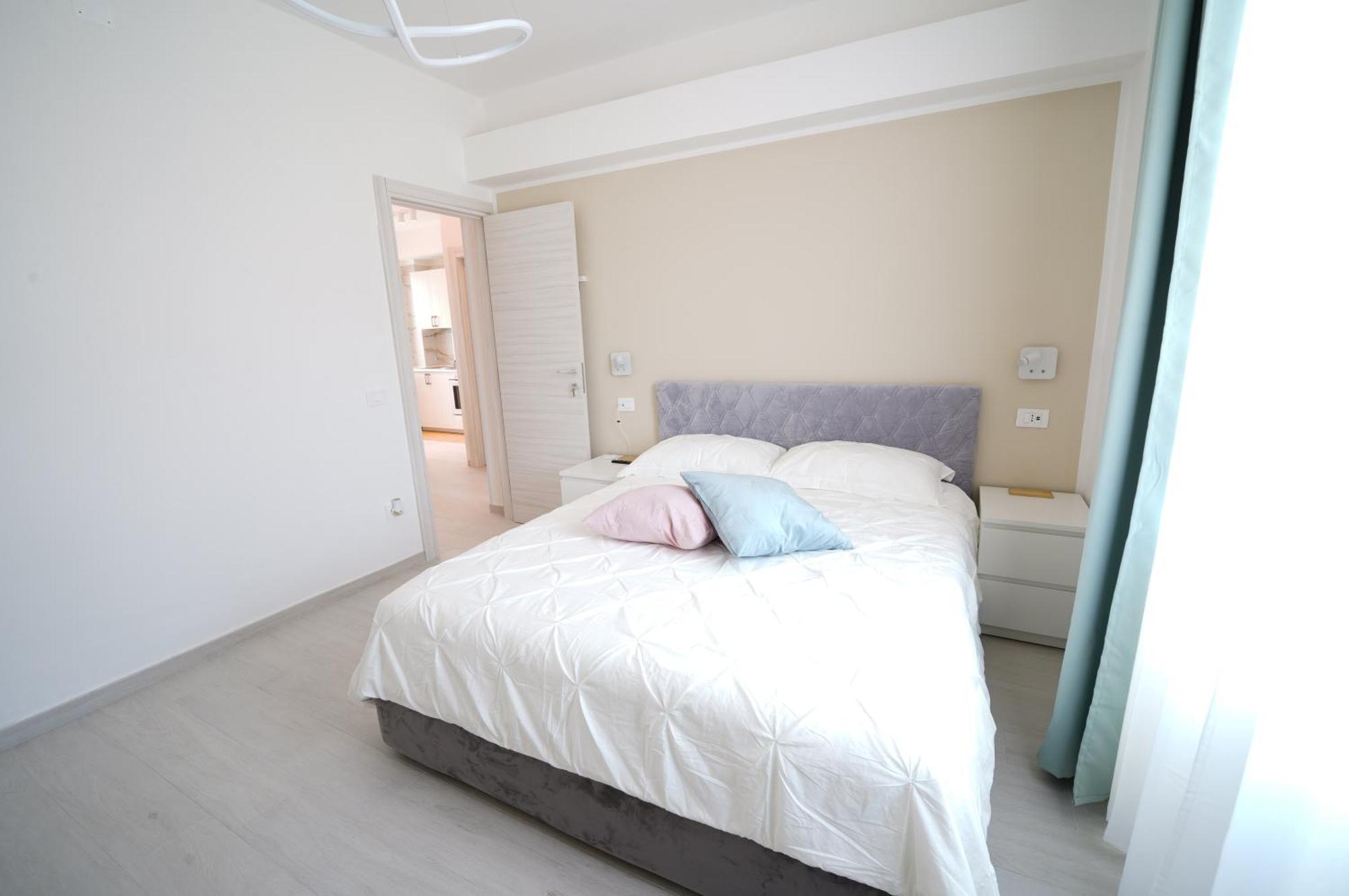 Ritz Salerno Apartment ภายนอก รูปภาพ