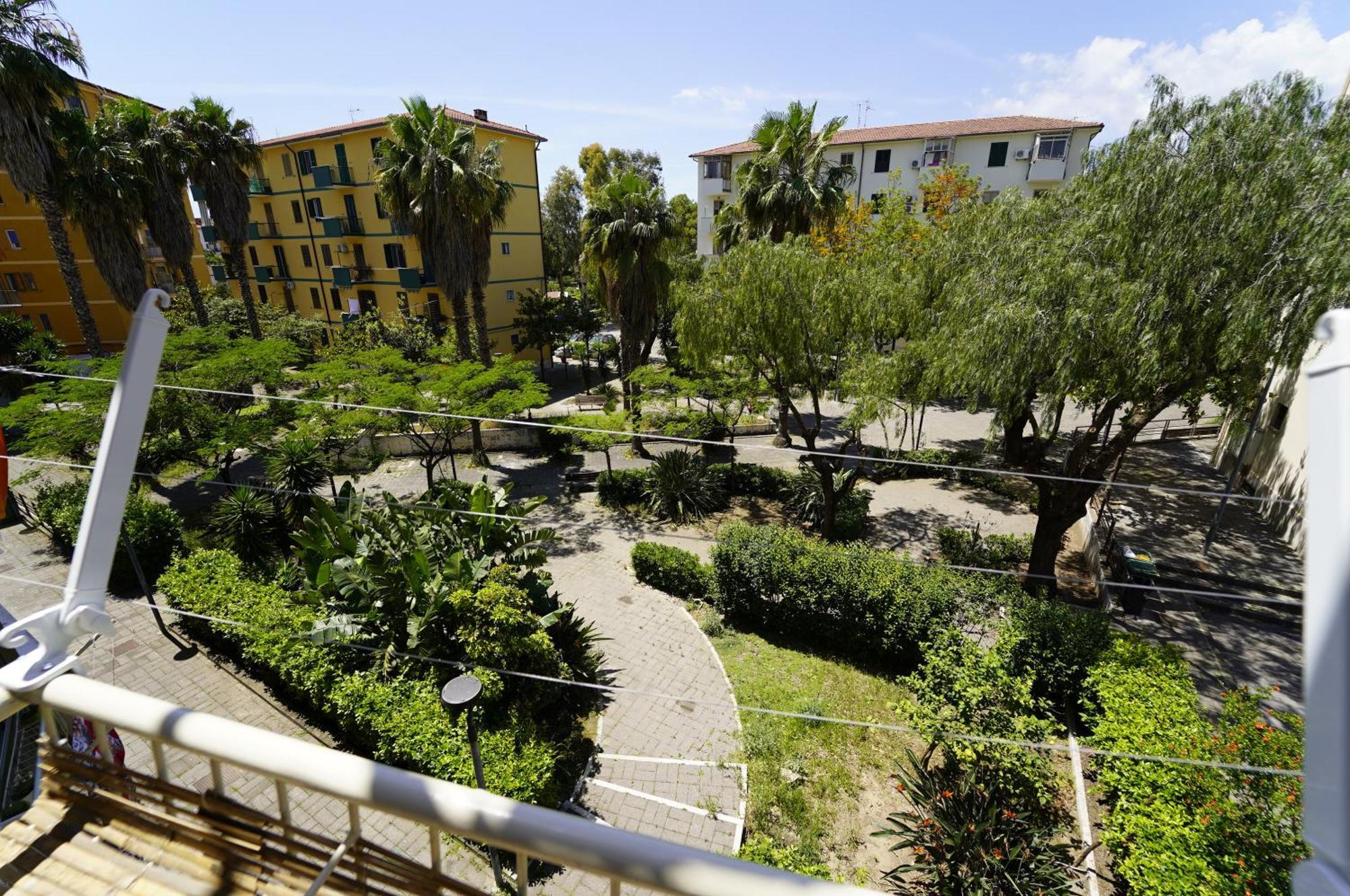Ritz Salerno Apartment ภายนอก รูปภาพ