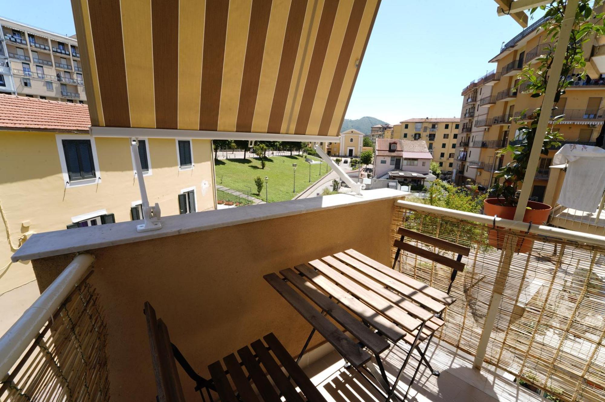 Ritz Salerno Apartment ภายนอก รูปภาพ
