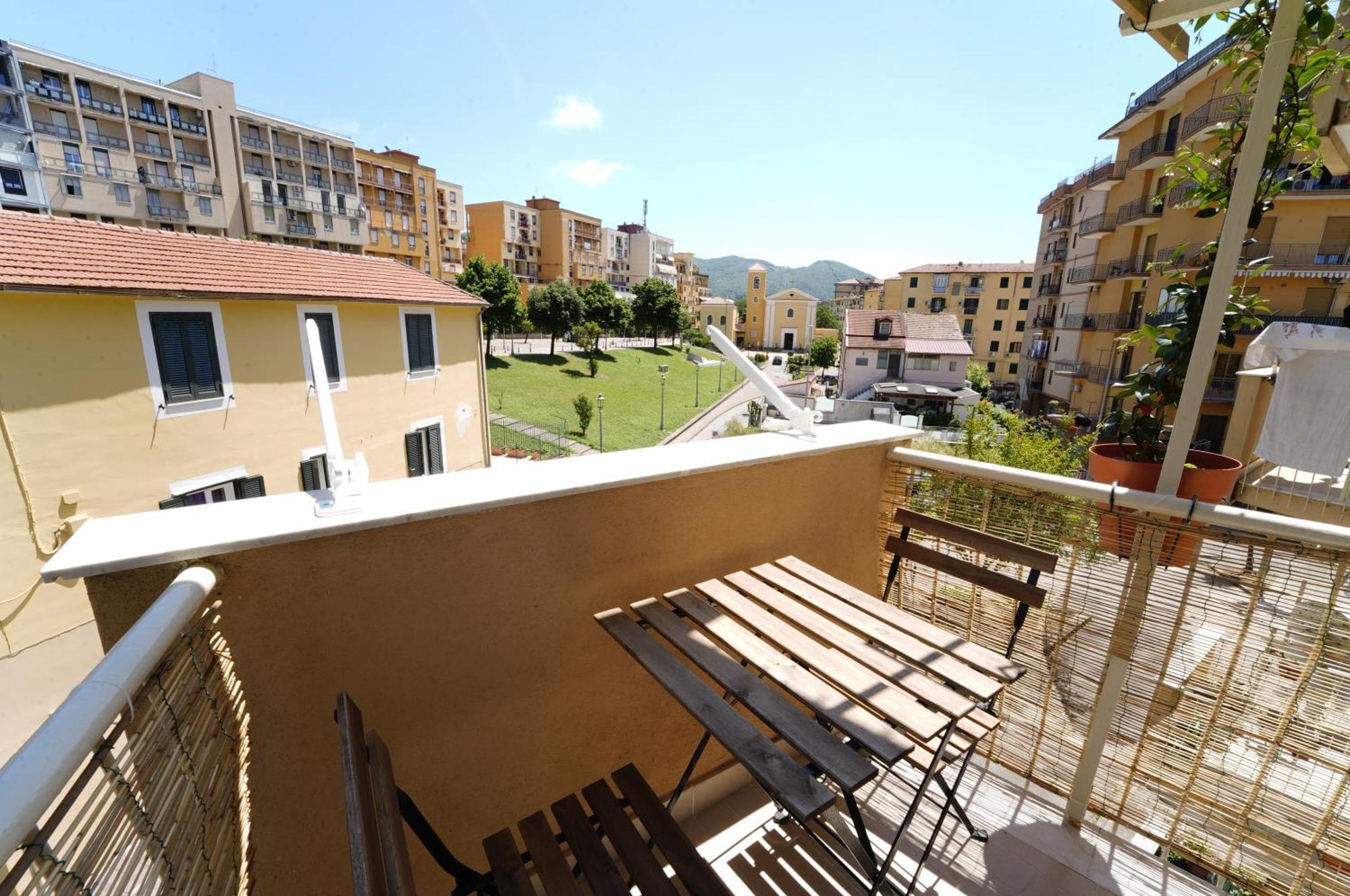 Ritz Salerno Apartment ภายนอก รูปภาพ